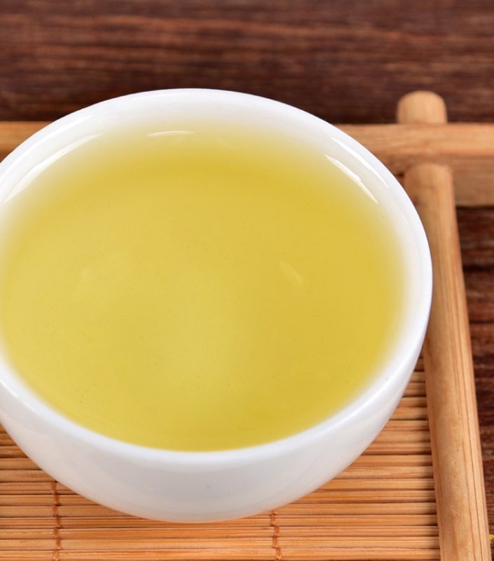 osmanthus oolong tea Soup color: golden bright